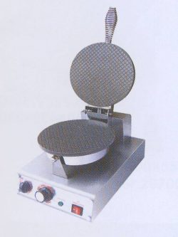 Вафельница EWT INOX TRWB01